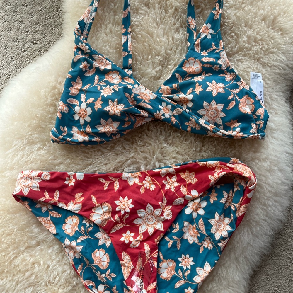 Cupshe Teal and Orange Floral Bikini